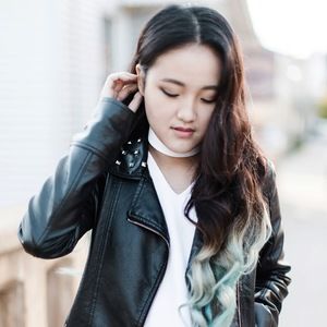 Meet your Posher, Bethery